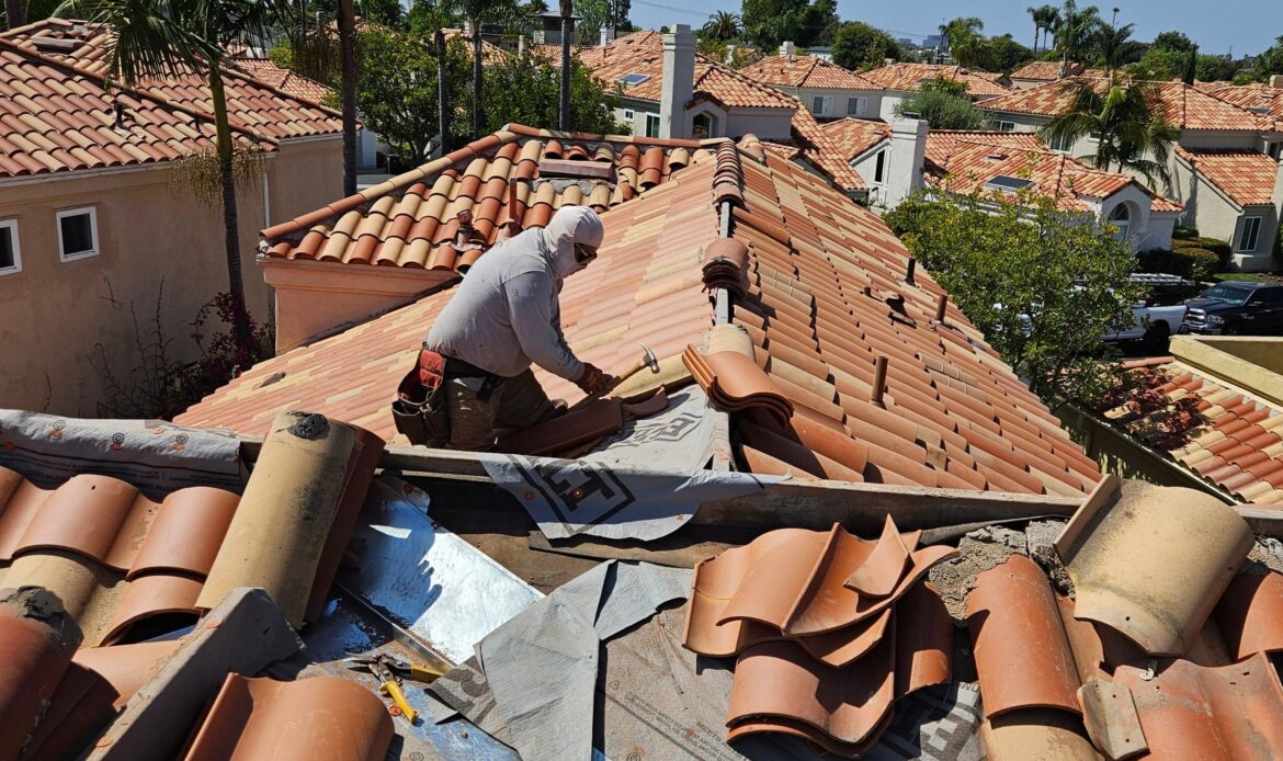 Combining Roofing and Solar Services